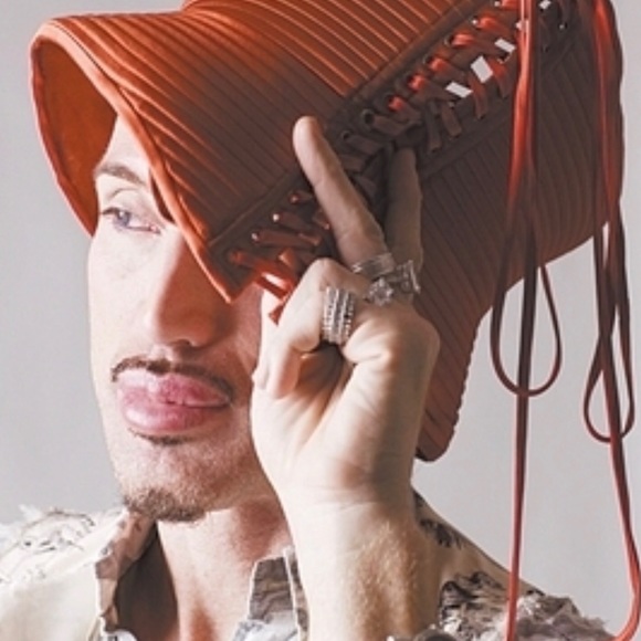 Corset Swarovski Crystal inlay. - Picture 8 of 8